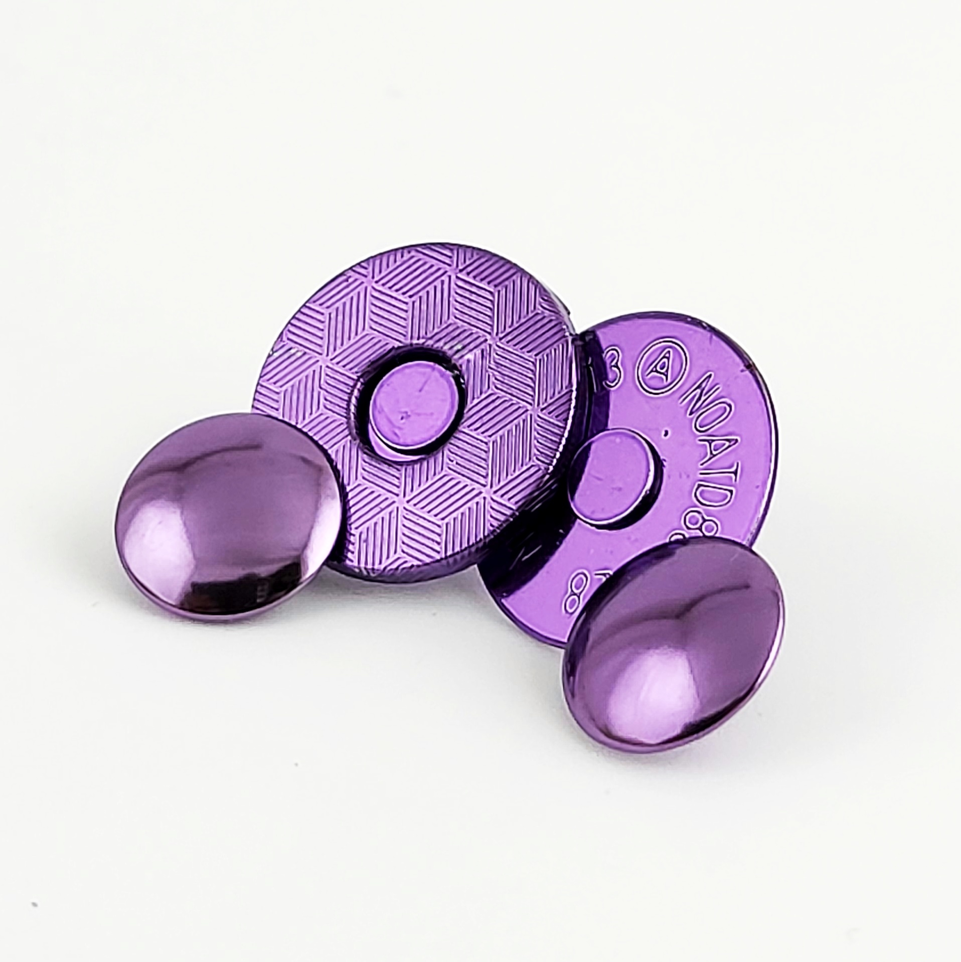 18mm Magnet – Rivet – Purple