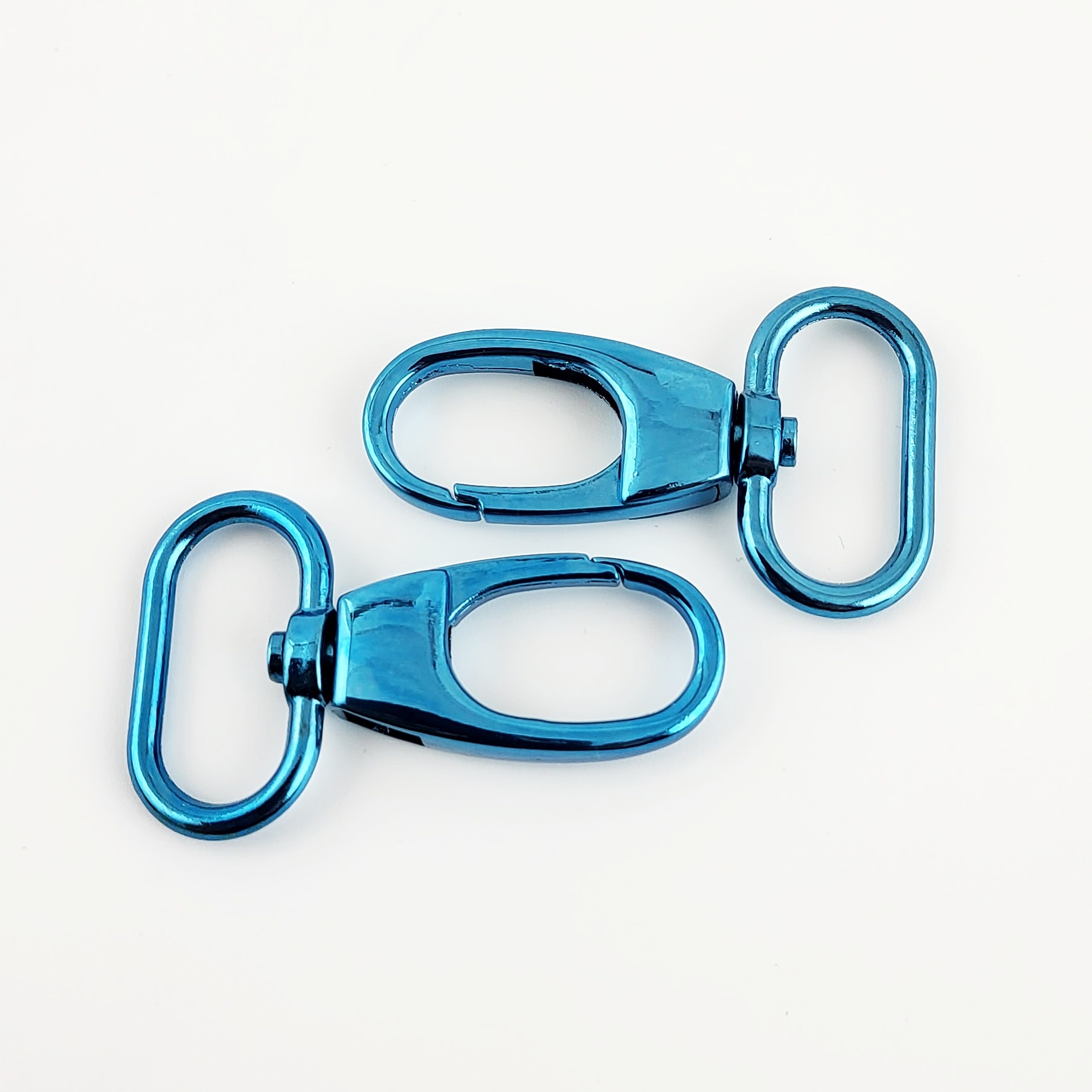 Swivel Hooks – Blue